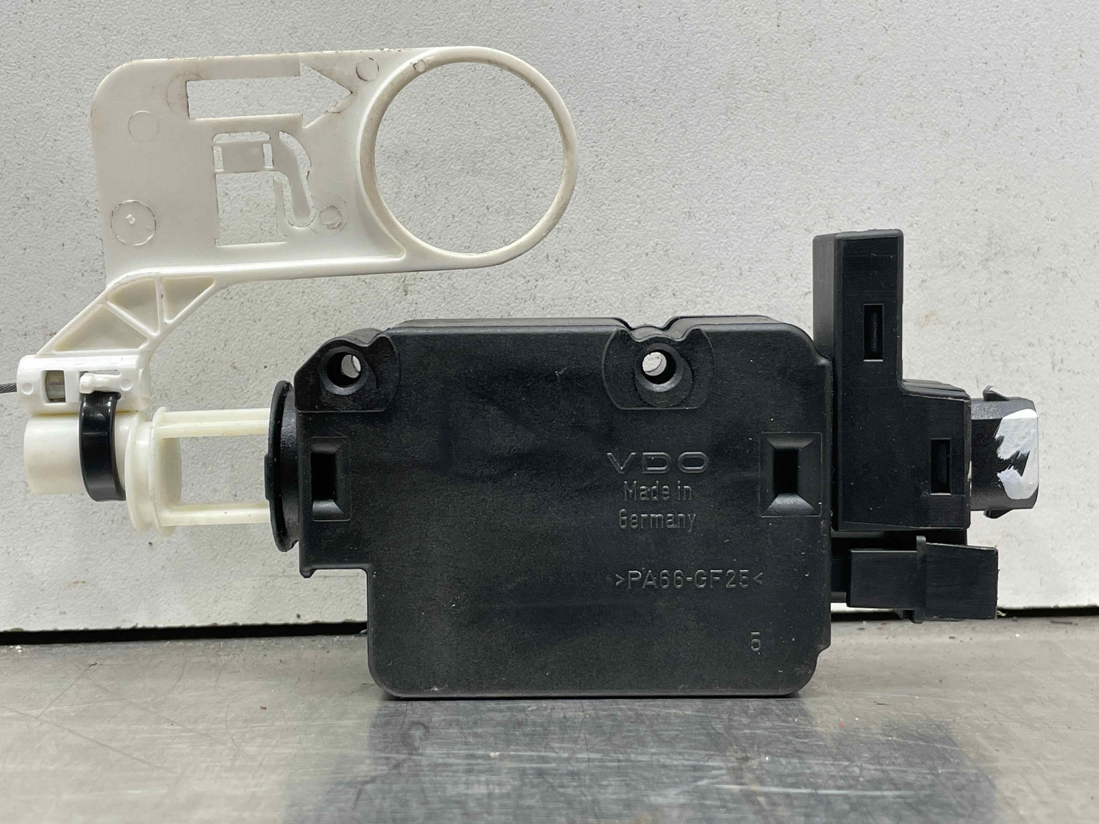 2010 Aston Martin Rapide OEM Fuel Filler Lock Actuator 6G33-F9C070-AA