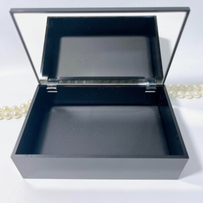 CHANEL ミラー付きメイクボックス CHANEL ミラー付きメイクボックス