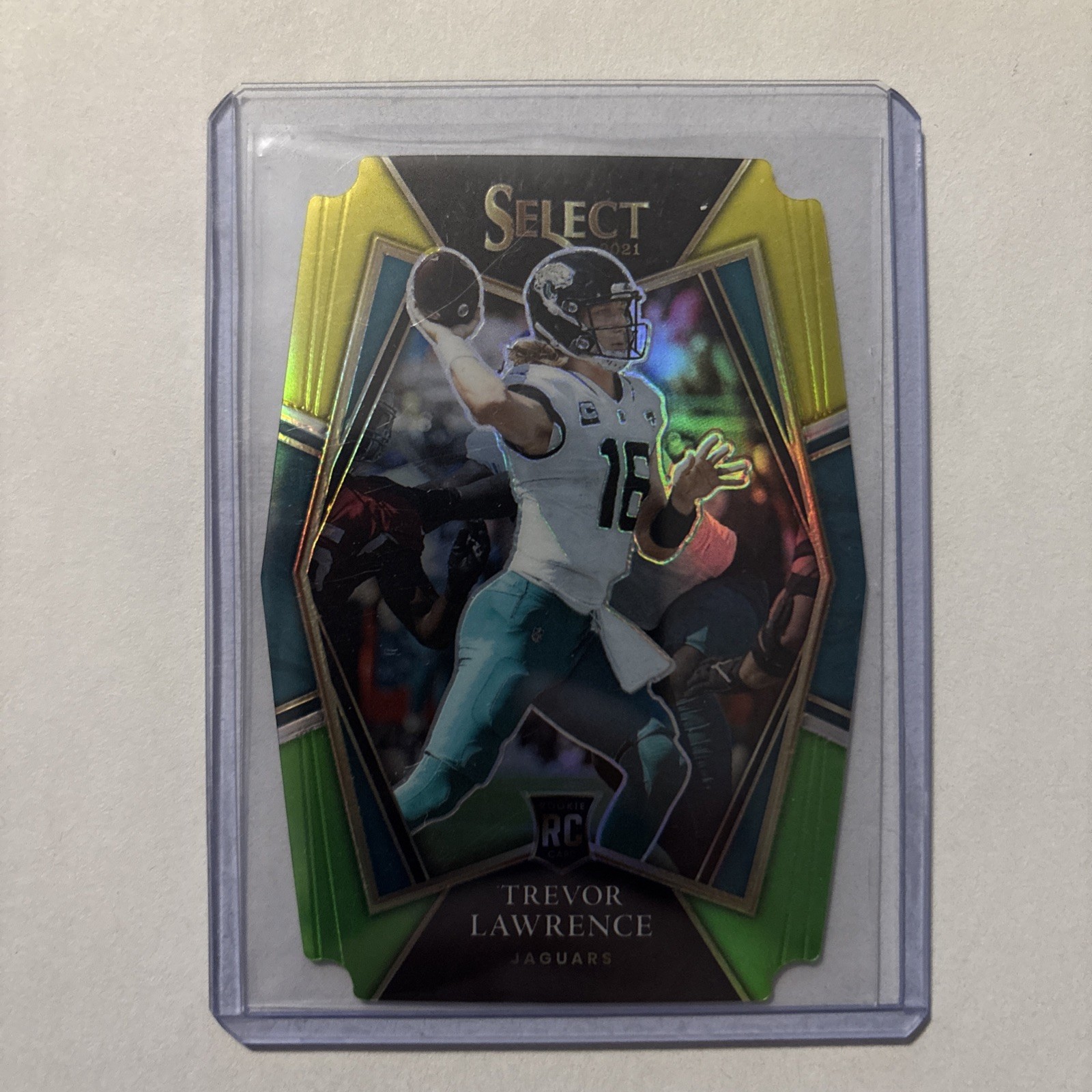 2021 Panini Select Trevor Lawrence Premier Level Yellow & Green Die-Cut Prizm RC