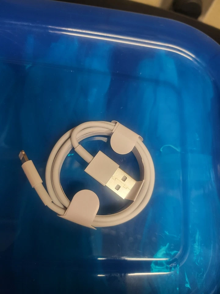 Lote De Cargador Apple USB-C "120" 3.2 Pies ¡NUEVO!!   Foto 2 de 2