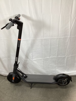 Segway Ninebot F25 Electric Kick Scooter #235 (USED)