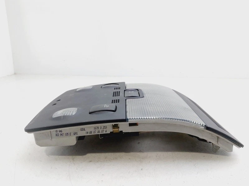 8E0947135E luz interior para AUDI A4 BERLINA (8E) 9100448 - Imagen 2 de 4