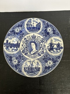 Queen Elizabeth II Silver Jubilee 1952–1977 Collector’s Plate – Blue & White