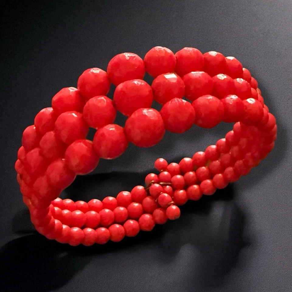 Pulsera roja checa con cuentas de vidrio facetada opaca ajustable brazalete envolvente de alambre vintage Foto 4 de 4