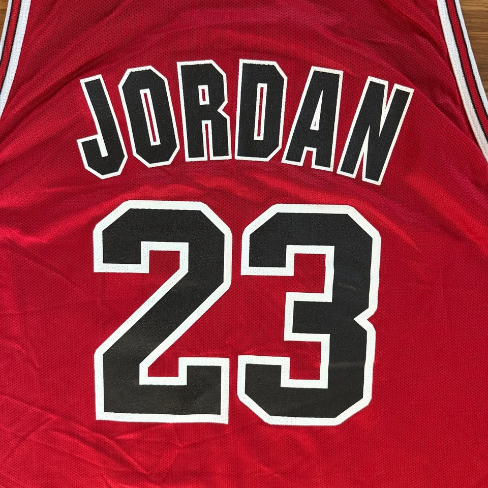 Michael Jordan #23 90s Champion Chicago Bulls REVERSIBLE Jersey Size 52 / 2XL - Image 3 of 4