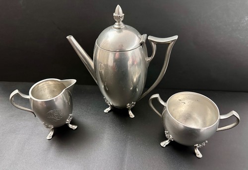17th Century #516 Pewter Lidded/Footed Teapot, Creamer & Sugar “MVS" Engraved - Picture 2 of 12