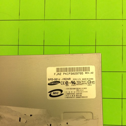 Dell Optiplex GX260 PC PC Floppy Drive SFD-321J CN-05U692 05U692 Samsung - Picture 4 of 6