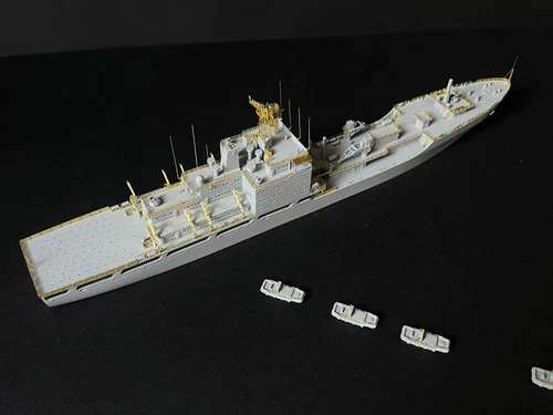 EVMODEL S121 1/700 Type 904 General Stores Issue Ship(DaYun Class) Model Kit - Bild 8 von 8