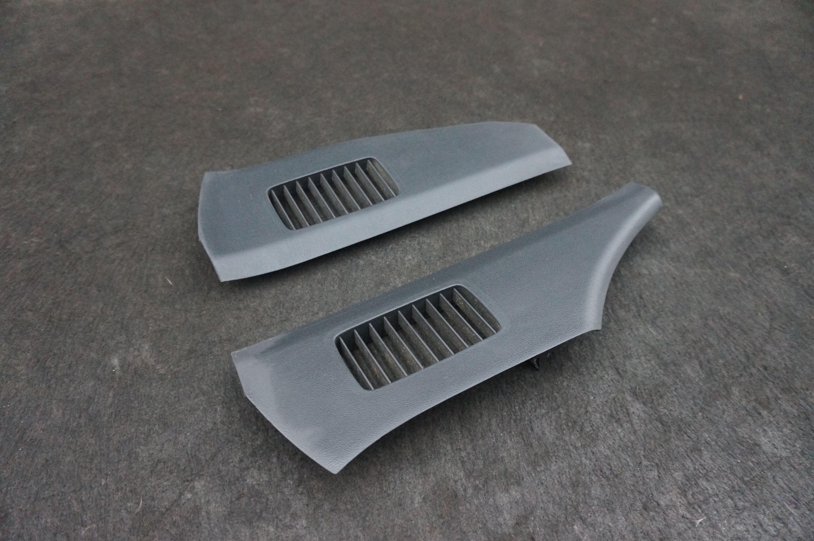 Set 2 Front Left & Right Dashboard End Cap Vent Panel 4S1857085 Audi R8 4S 18-24