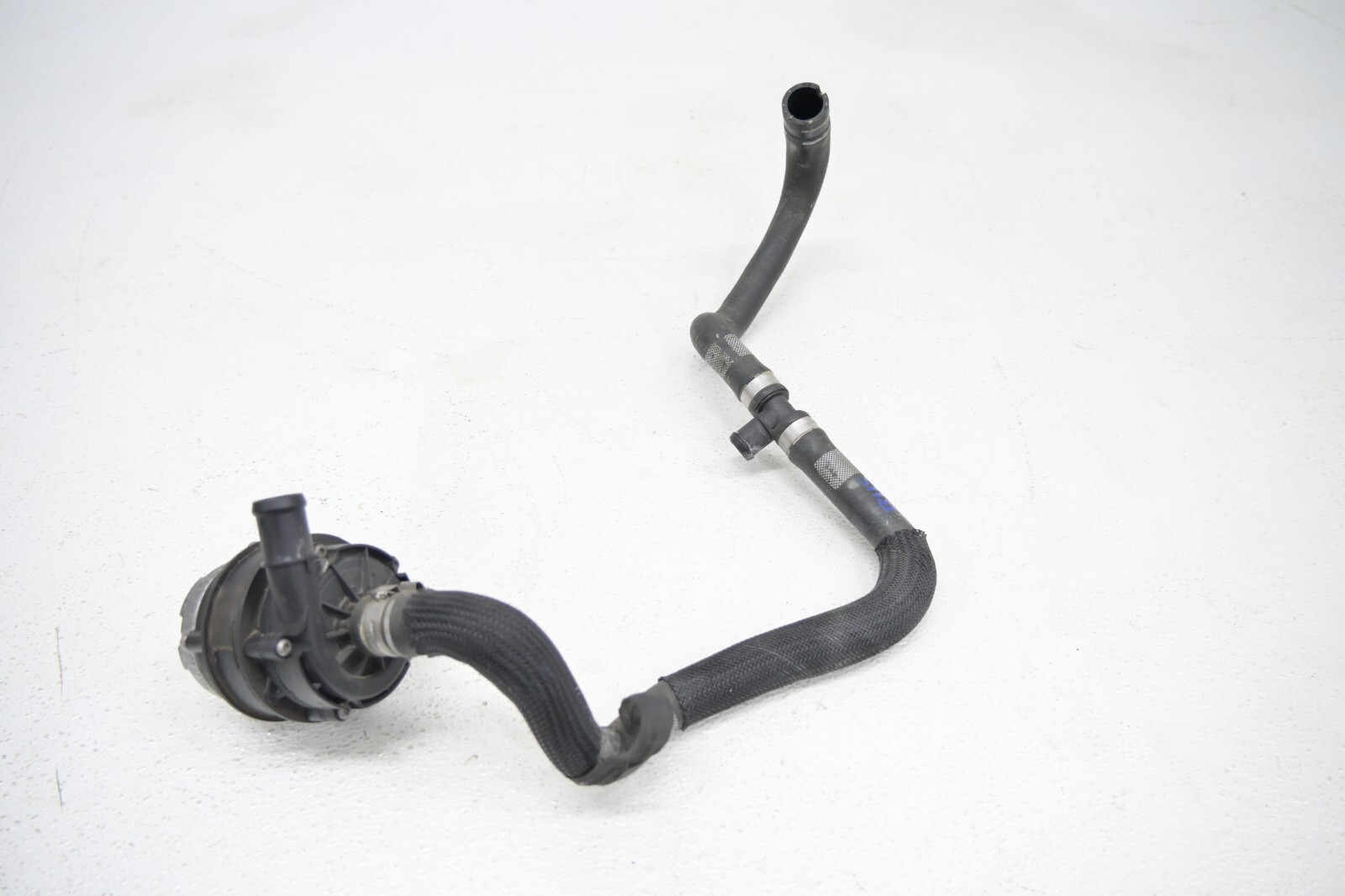 ⭐ 14-20 Maserati Ghibli Quatt Engine Electric Aux Coolant Water Pump Unit Oem