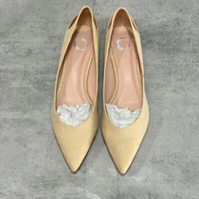 JOURNEE COLLECTION Nude Goldie Faux Suede Pointed Toe Kitten Heel SZ 8.5