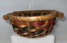 Vintage Wicker Curly Twisted Basket Round w/Handles, Plastic Liner 8" x 3.5"