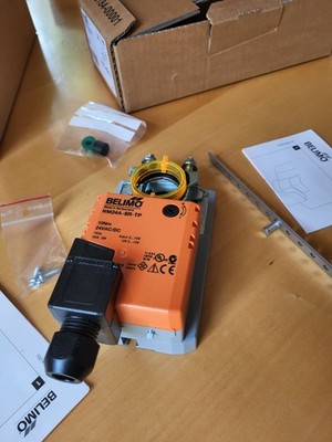 Belimo NM24A-SR-TP Stellmotor / Drosselklappenantrieb 24V AC/DC 10Nm OVP