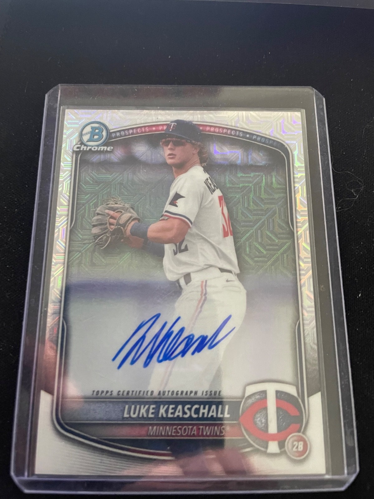 Luke Keaschall 2025 Bowman Chrome Mega Box Auto Prospect Mojo #BMA-LK Rookie RC