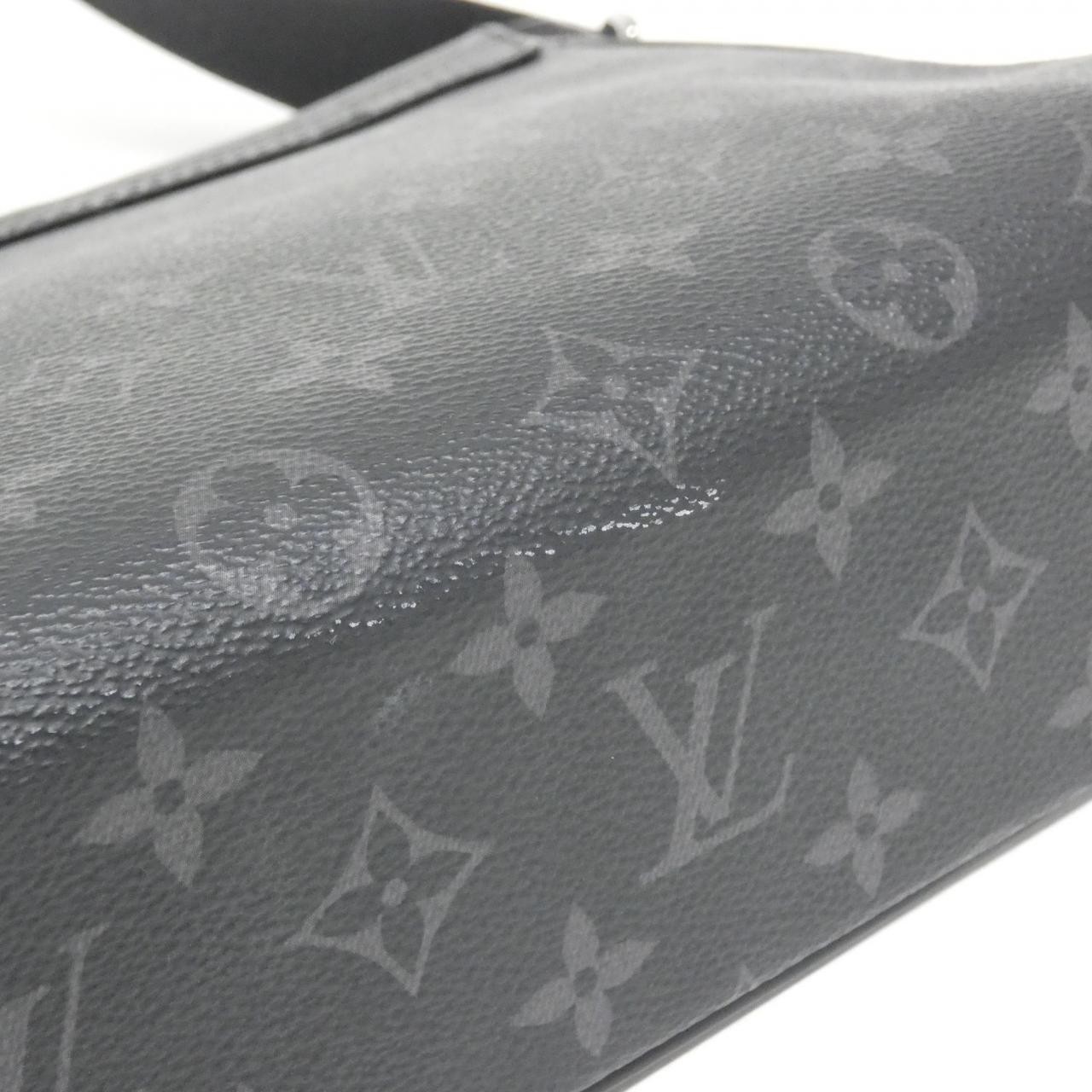 Authentic LOUIS VUITTON Monogram Eclipse District… - image 3