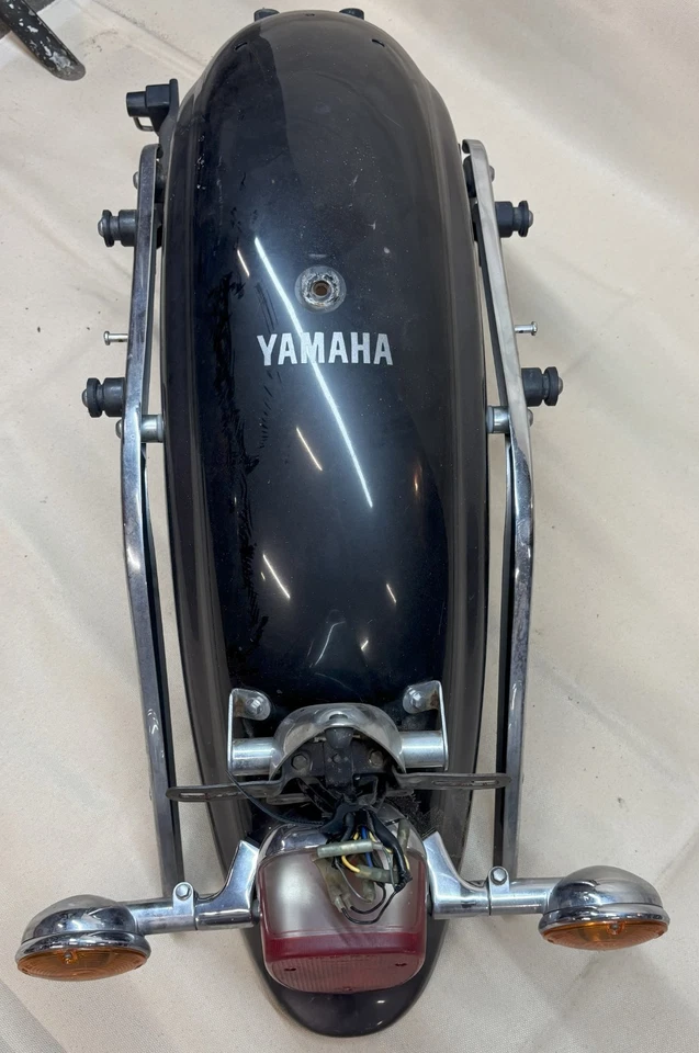 06 Yamaha Royal Star Tour Deluxe conjunto de para-lama traseiro XVZ13CTV 5EJ-Y2161-70-P0 - Imagem 3 de 4