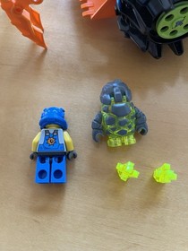 LEGO Power Miners Claw Digger 8959 with Minifigures Manual And Box Missing 2 Pcs