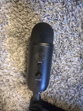 Blue Yeti USB Condenser Microphone Black, Multiple Patterns, Mute