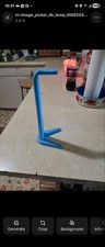 Blue glow in the dark headphone stand