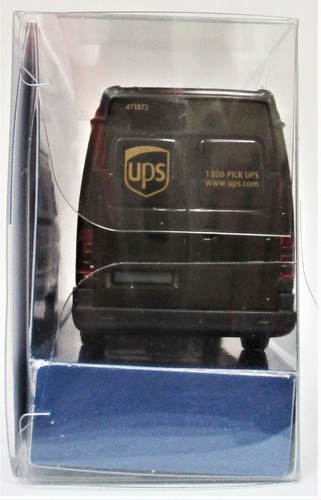HO Scale Walthers Scene Master 949-12200 UPS United Parcel Service Delivery Van - Picture 4 of 4