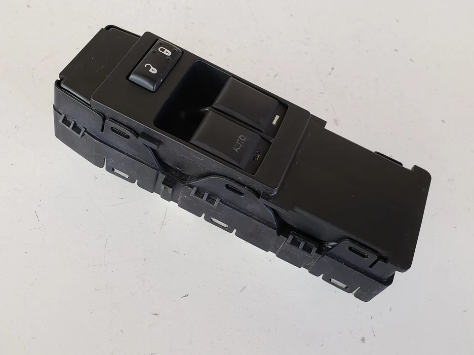 08 Interruptor de ventana maestra izquierda lado conductor Mitsubishi Raider OEM Foto 2 de 4