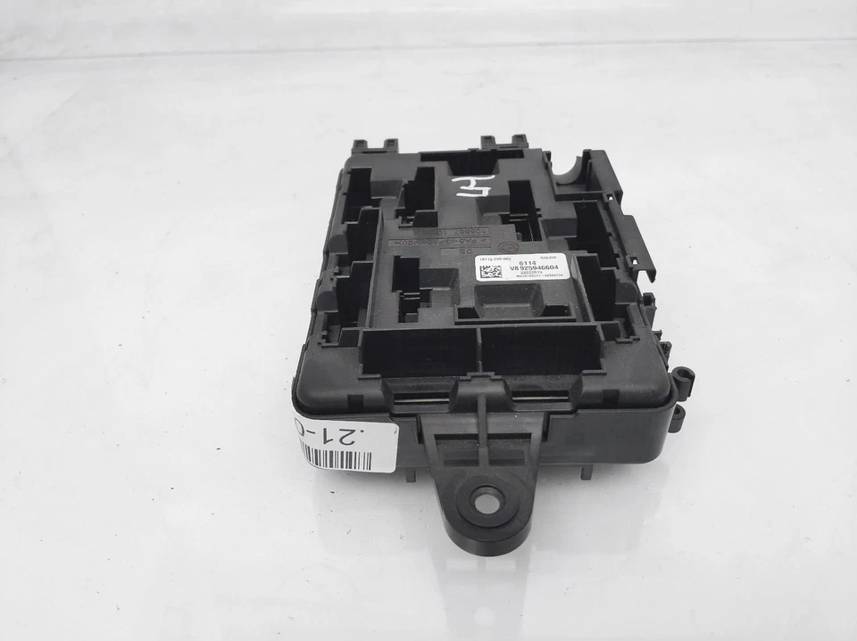 Caja relé de fusibles distribución trasera bmw 328d 2014-2018 sedán 61-14-9-259-466 Foto 3 de 4