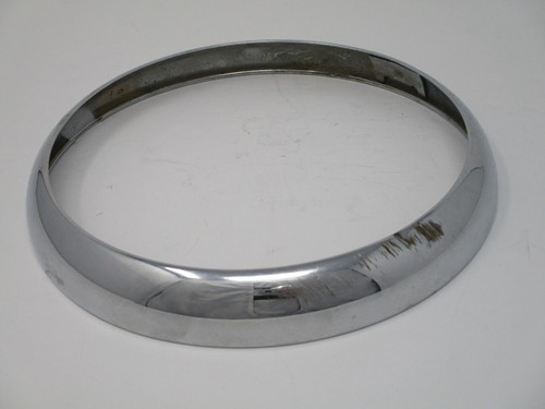 Harley-Davidson OEM 06-13 FL Chrome Headlamp Trim 67712-83A Damaged - Bild 1 von 8