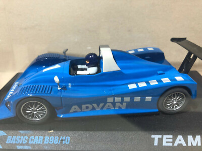 Team Slot Lola B98/10 Referenznummer 11499 / mit OVP / Top Zustand aus Sammlung