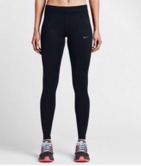 nike essential tight ladies