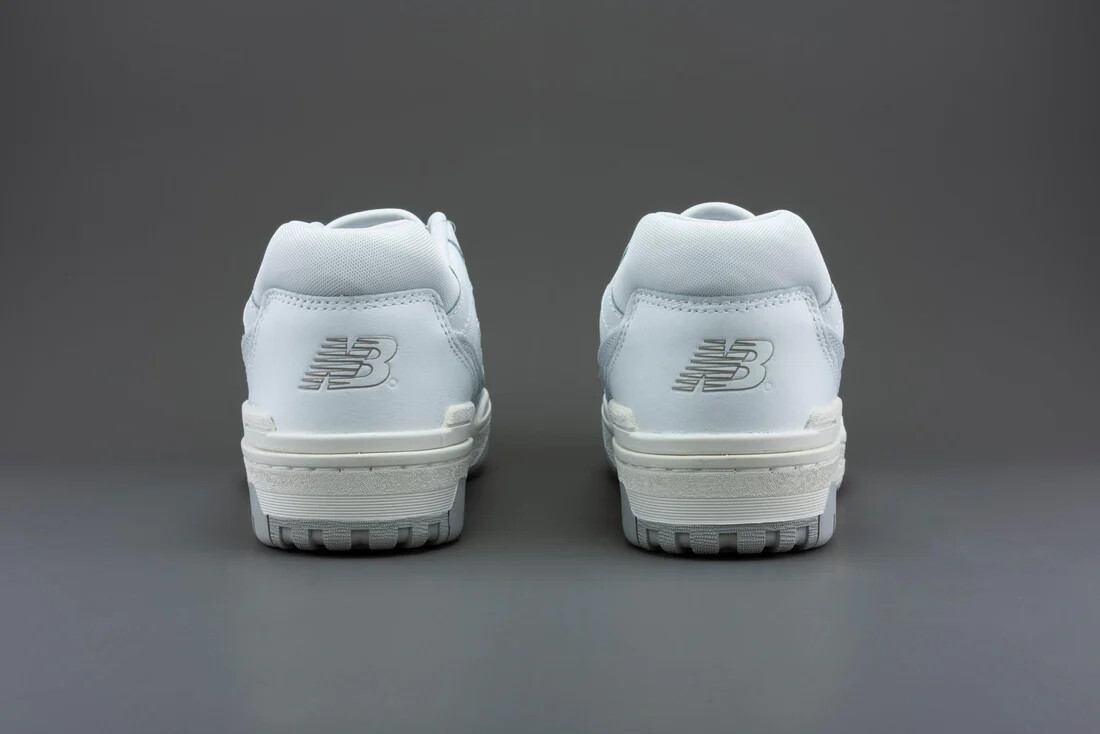 New Balance 550 Shoes  display picture 3