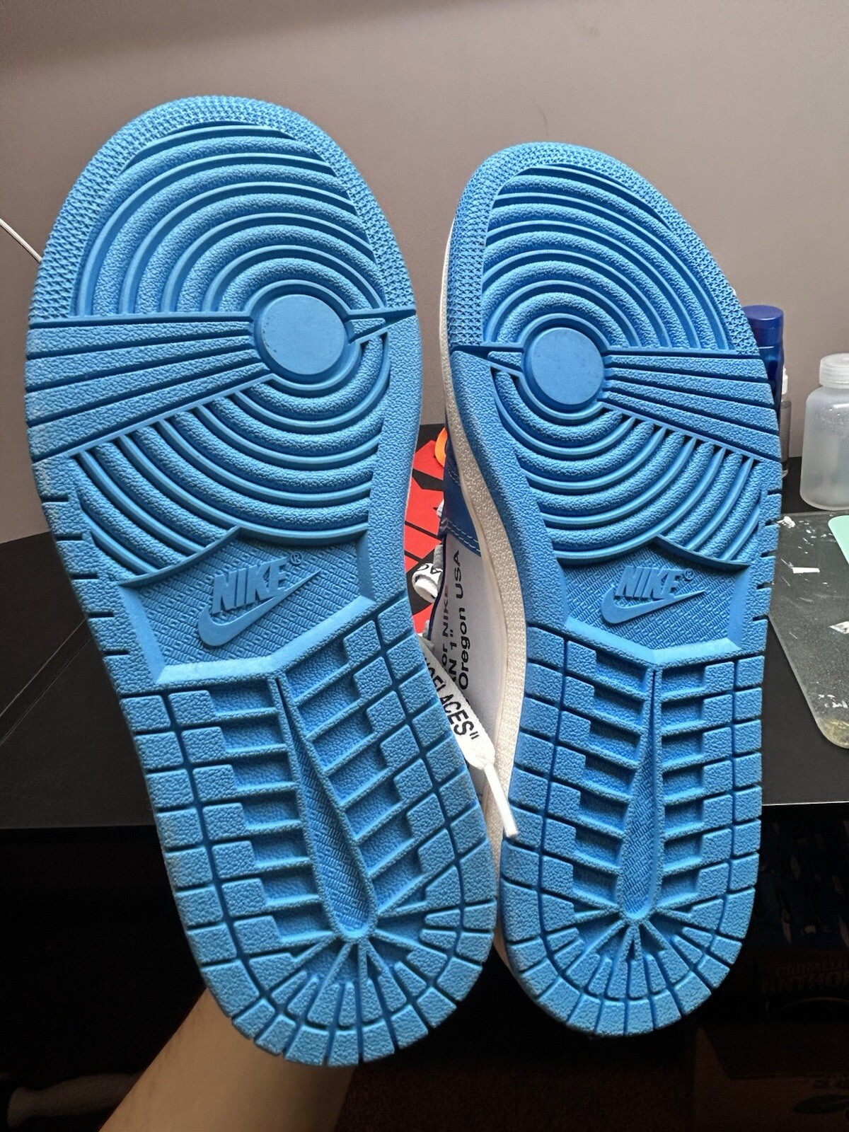 OFF WHITE X NIKE Taglia 5 Nike Air Jordan 1 Off White x Jordan 1 Retro High OG UNC 2018