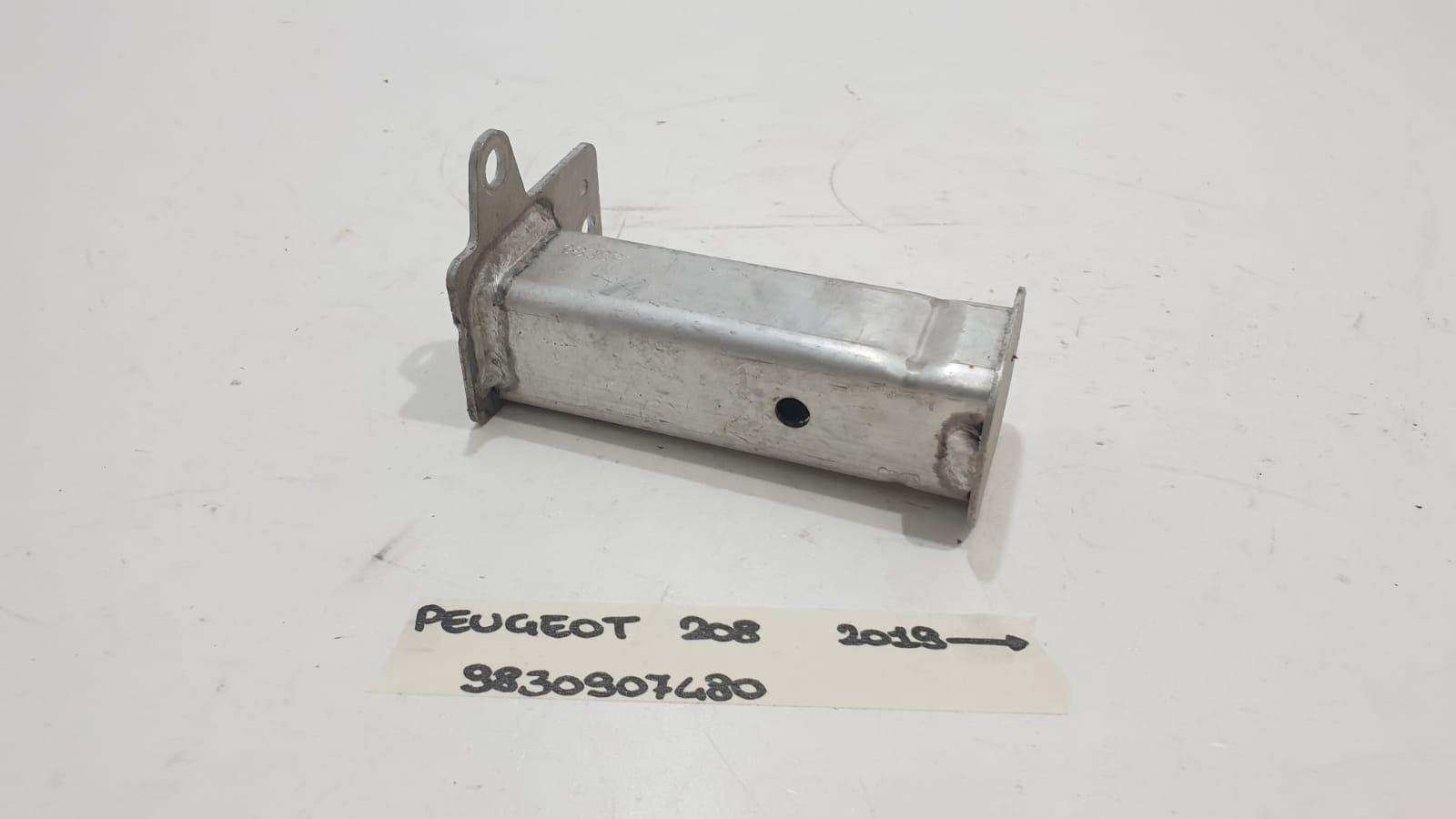 PUNTALE ANTERIORE SX CULLA MOTORE PER PEUGEOT 208 Serie 9830907480 Elettrica E-