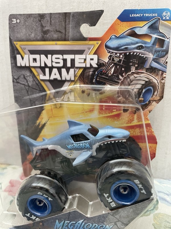 Monster Jam Truck MEGALODON Legacy Truck Series 45 NEW 2025