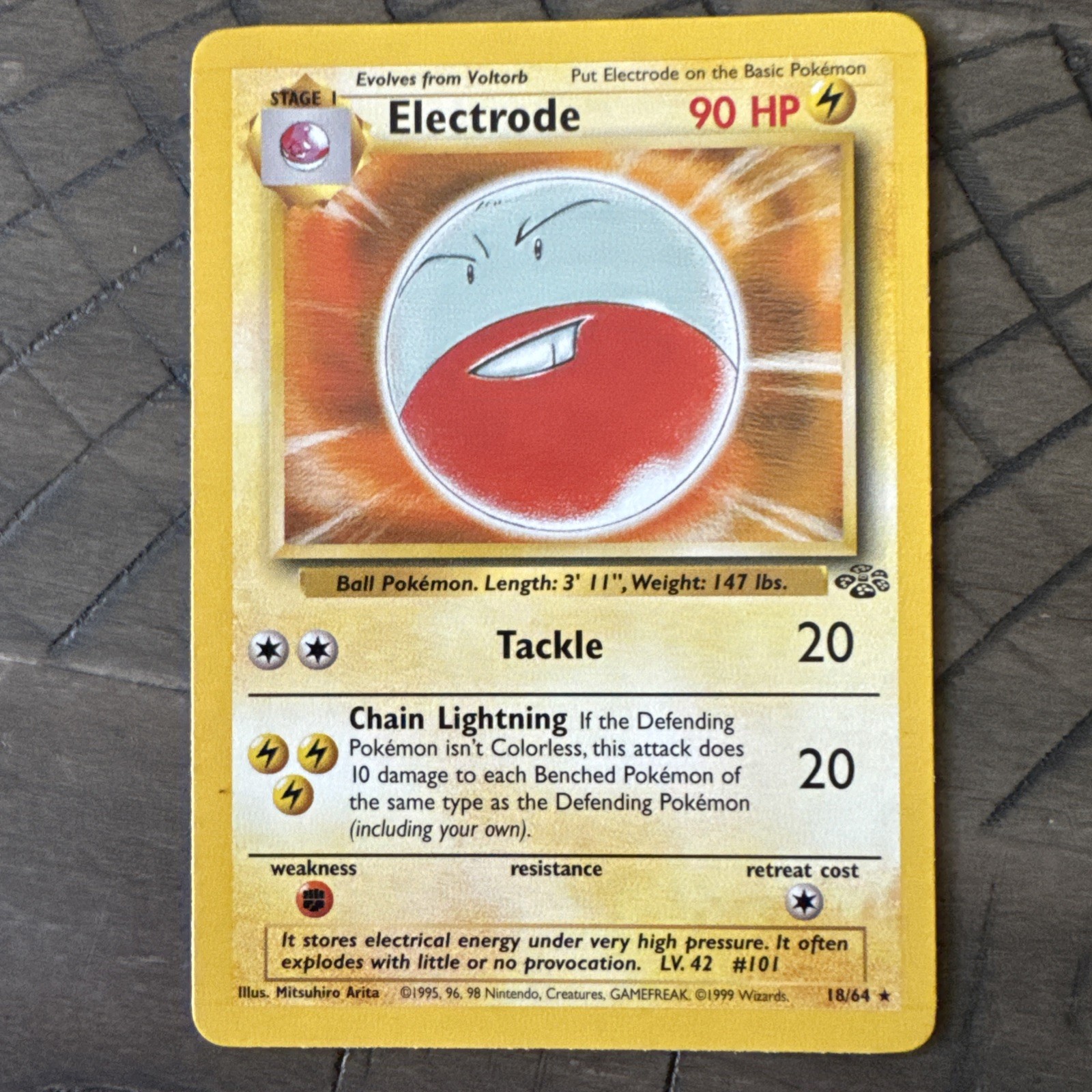 Electrode 18/64 Jungle Rare Unlimited Edition Regular Pokémon TCG