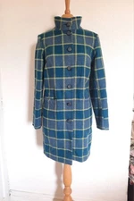 Avoca Women’s 100% Pure Lambswool tweed check Coat. size 12 ch. 40"