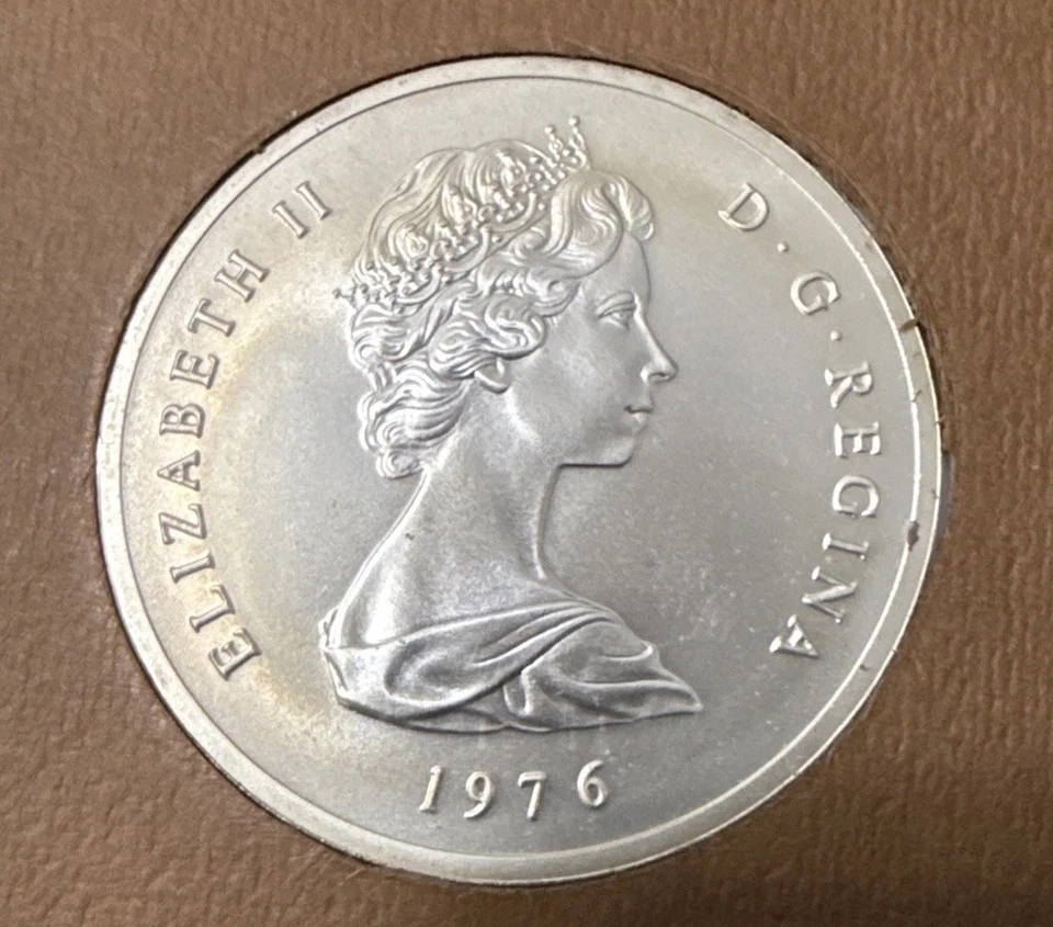 1976 Turks & Caicos "4 PORTRAITS OF QUEEN VICTORIA" Silver Coin in Book & COA - Image 2 of 4