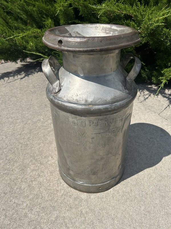 Vintage Cloverleaf Galvanized Milk 5-gal. Cream Can “Cream City” On Handles!