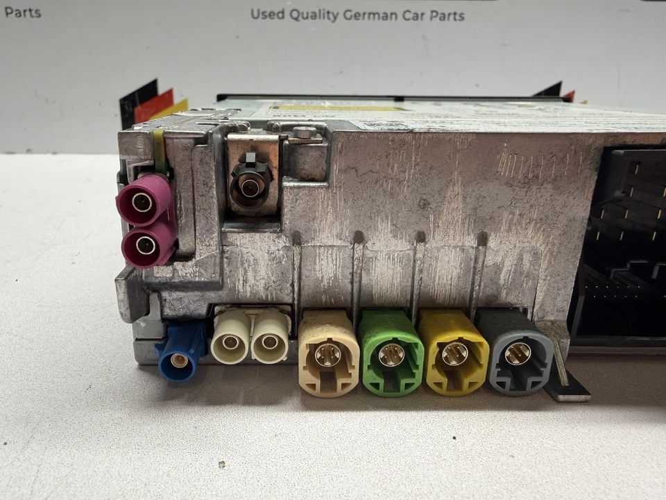 AUDI Q7 MK2 2017 MULTIMEDIA HEAD UNIT MIB2 MAIN UNIT RHD 4M1035035 - Image 3 of 4