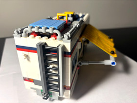 LEGO Creator 3-in-1 Vacation Getaway RV (31052) 100% Complete Set w/ Manual!