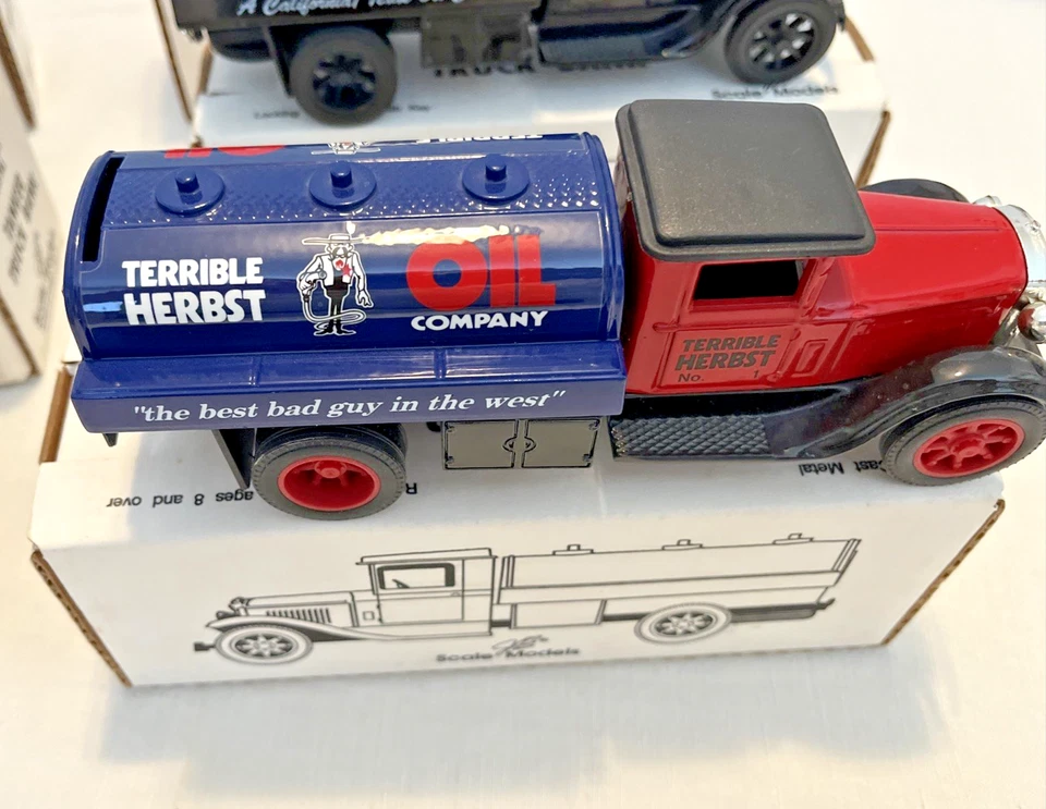 J. Ertl Tanker Truck Banks. Sunoco, Texaco and Terrible Herbst Oil Lot of 6 RARE - Image 3 of 4