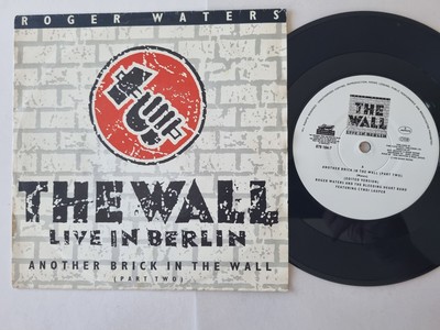 Roger Waters - Another Brick In The Wall (Part Two) 7''/ Pink Floyd/Cyndi Lauper