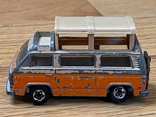 Hot Wheels 1981 VW Vanagon Sunagon 1:64 Vintage Diecast Collectible