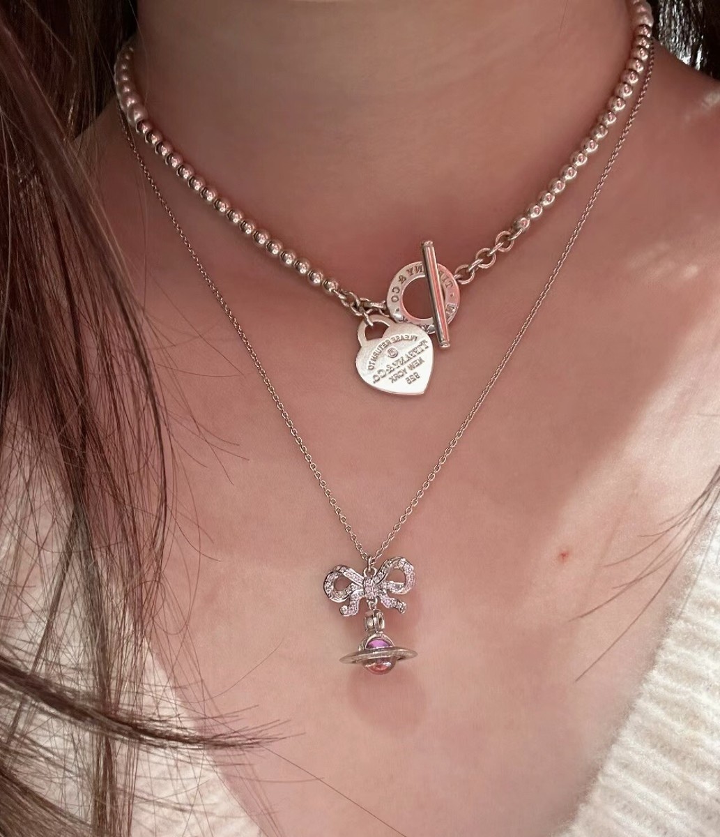 Vivienne Westwood OCTAVIEネックレス　クリア Octavie Pendant Necklace in PLATINUM-WHITE-CLEAR-CZ