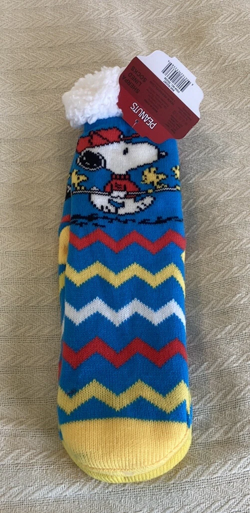 NWT Peanuts Sherpa Socks
