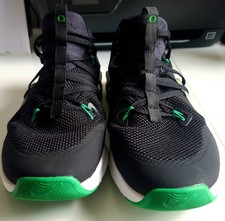 nike zoom command college