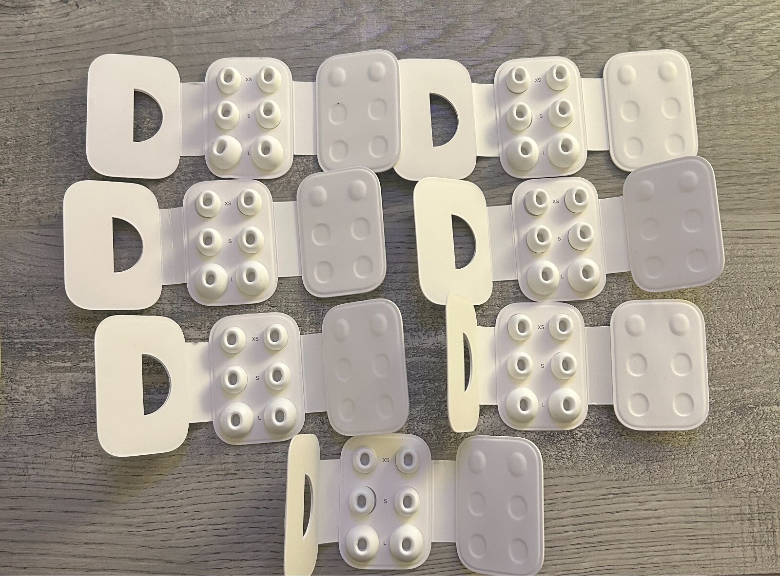 Genuine Apple AirPods Pro Replacement Ear Tips in XS S L Sizes-image