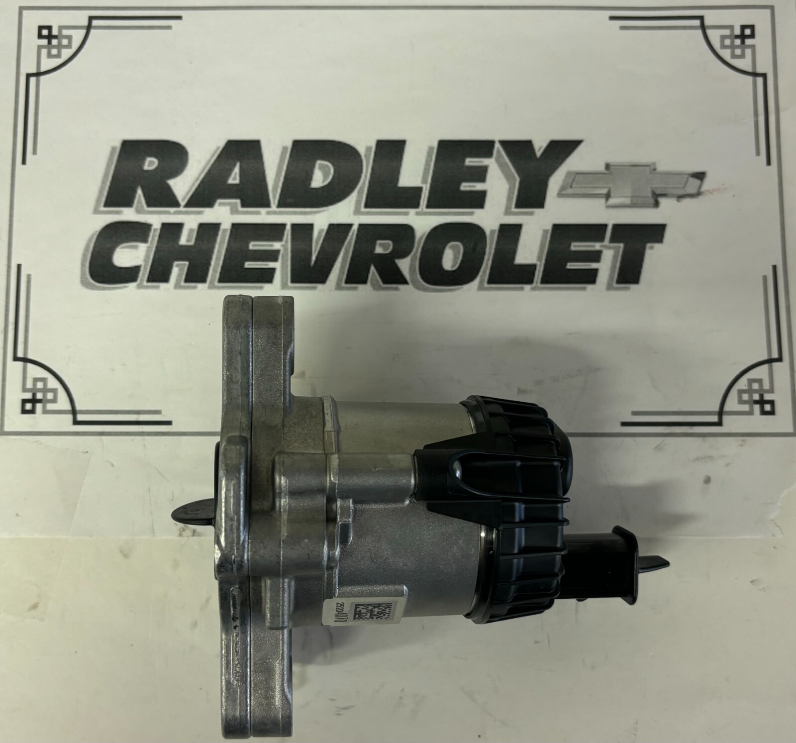 NEW GM OEM PUMP- GENERAL MOTORS GMC 25204070