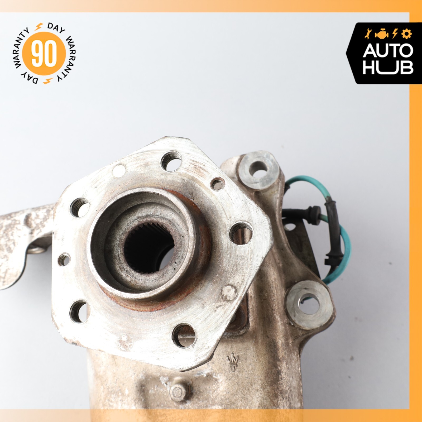 03-10 Maserati Quattroporte M139 Front Left Side Spindle Knuckle Hub OEM 50k