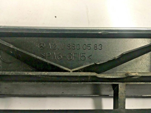 03-06 Mercedes E320 E500 E55 Front Chrome Grille A2118800583 OEM - Picture 5 of 12