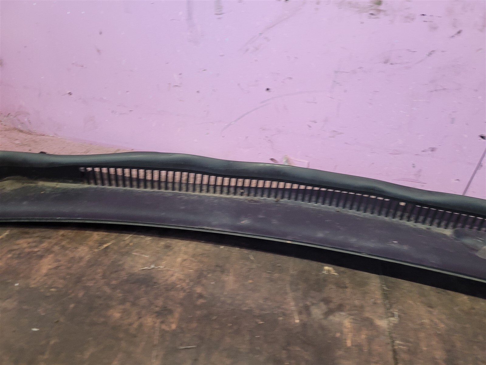 BMW 1 Series F40 2019 Msport Front Windscreen Scuttle Panel Wiper  